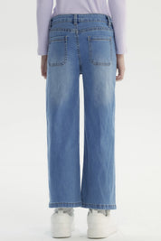 Jeans azul wide leg para niña con bolsillos grandes delanteros prenda lisa casual y moderna ideal para cualquier ocasión