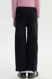 Jeans negros wide leg para niña con bolsillos grandes al frente diseño liso cómodo y moderno ideal para cualquier ocasión