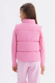 Parka niña rosada con cierre y cuello alto diseño liso sin estampas