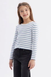 Polera niña rayas celeste manga larga diseño de rayas horizontales celeste y blanco prenda ajustada sin estampa lisa