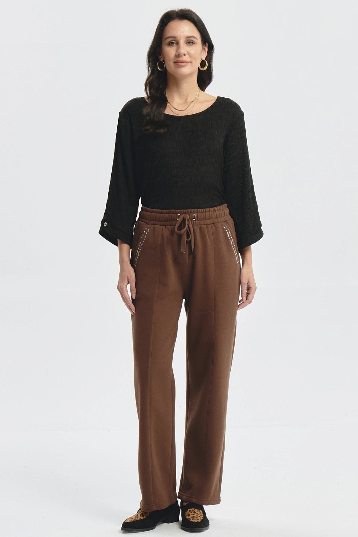 Pantalón Buzo Mujer Con Costura Frontal Café