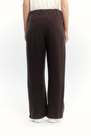 Pantalón Buzo Mujer Calce Recto Micropolar Café Oscuro