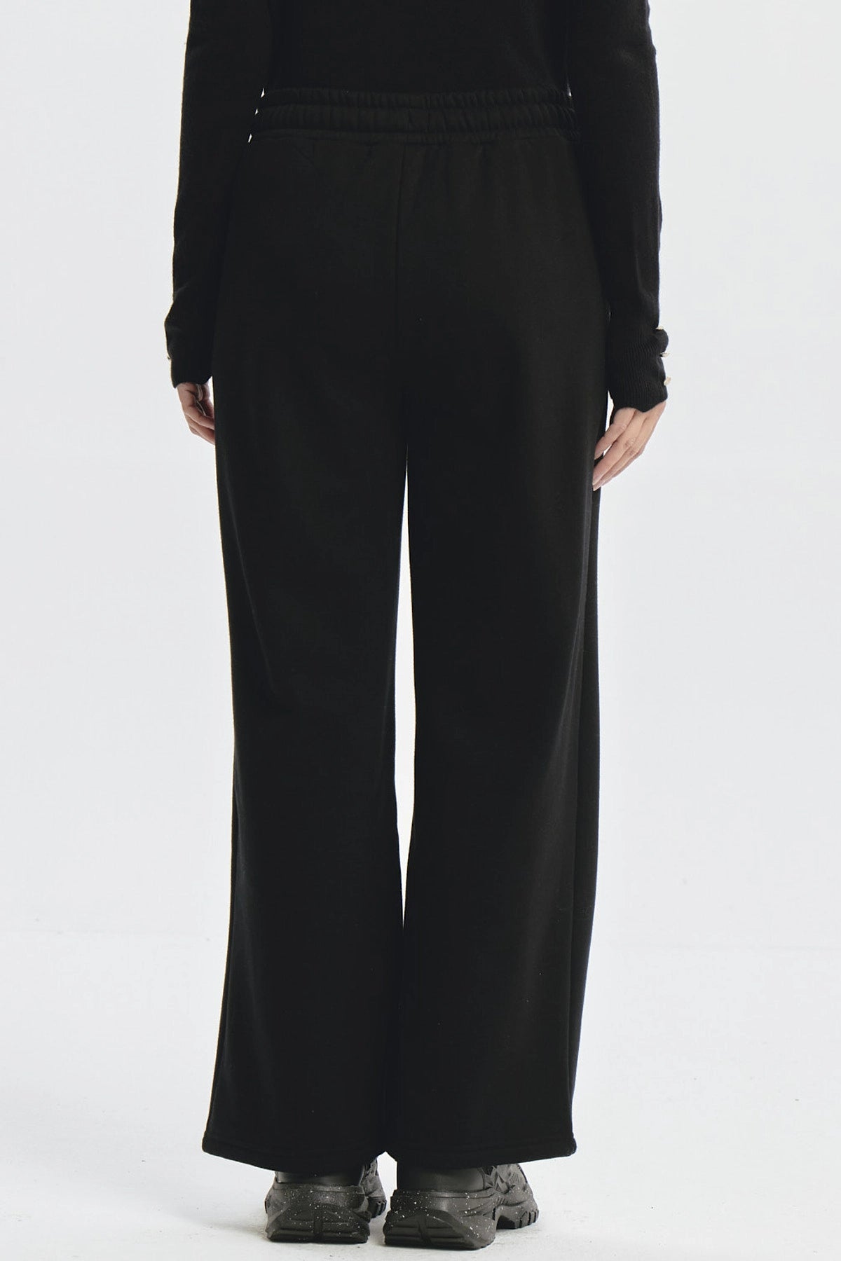 Pantalón Buzo Mujer Calce Recto Con Strass Negro