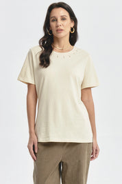Polera Mujer Detalle Tachas Beige Claro
