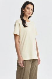 Polera Mujer Detalle Tachas Beige Claro