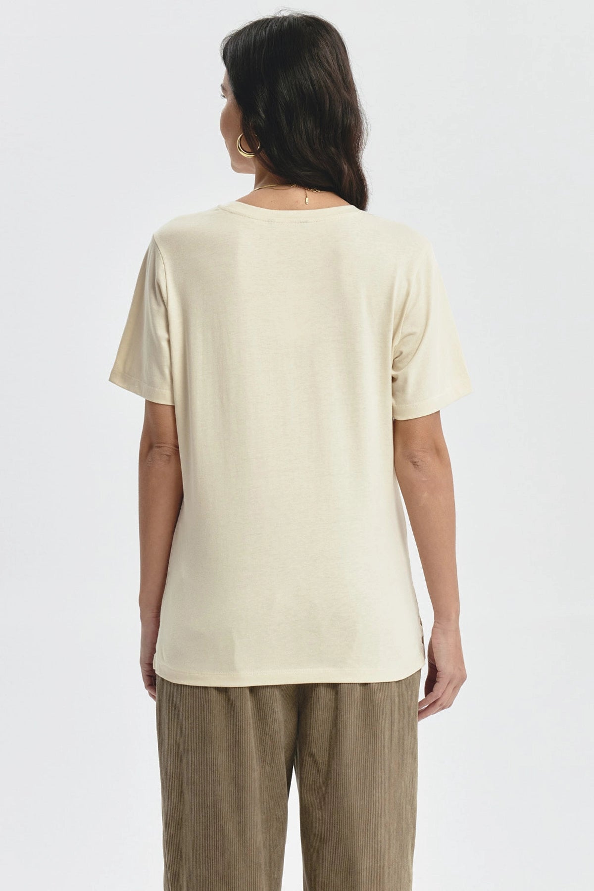 Polera Mujer Detalle Tachas Beige Claro