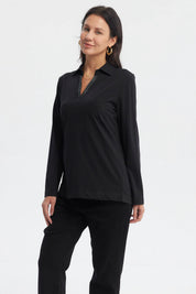 Polera mujer negra cuello camisero sin estampa diseño sencillo y elegante ideal para cualquier ocasión