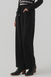 Pantalón Mujer Calce Recto Negro