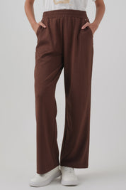 Pantalón Buzo Mujer Calce Recto Café