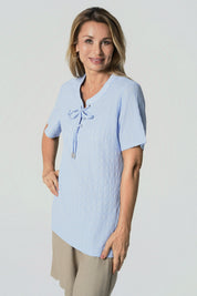 Polera Regular Cuello V Mujer Celeste