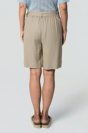 Bermuda Calce Recto Mujer Beige Oscuro