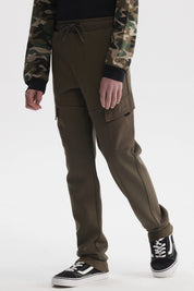 Pantalón jogger cargo verde militar para niño con bolsillos laterales amplios diseño liso ideal para aventuras cotidianas