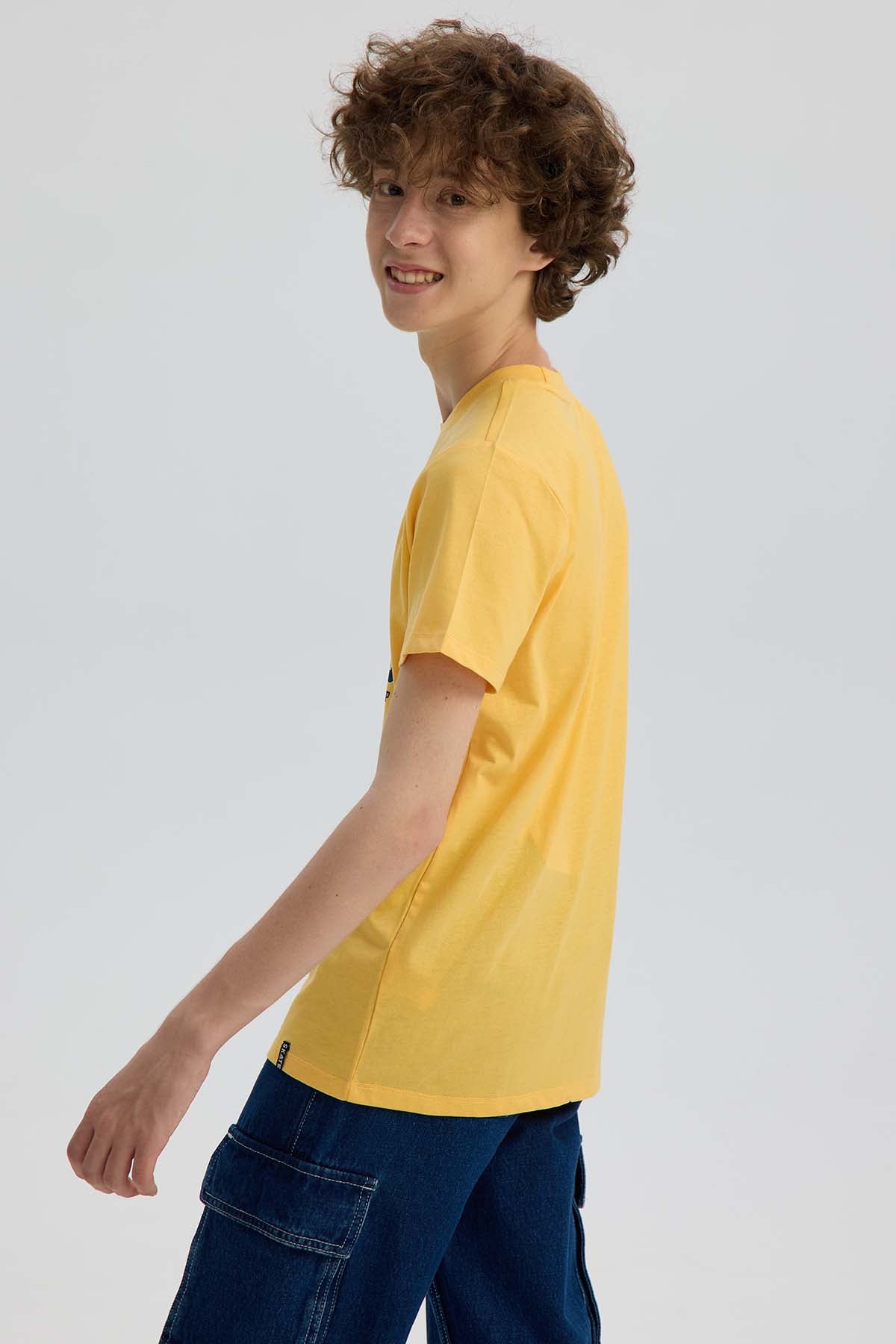 Polera Niño Básica Estampada Amarillo