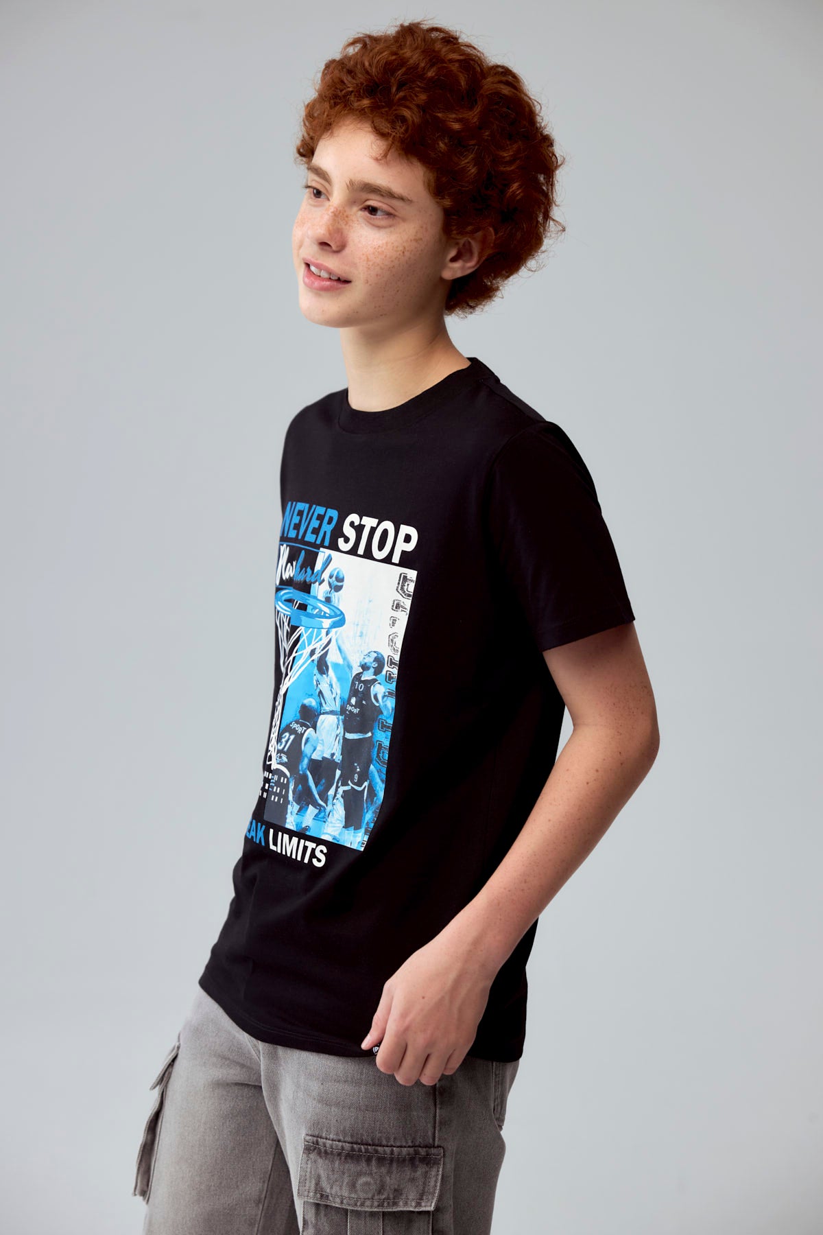 Polera Niño Básica Estampada Negro