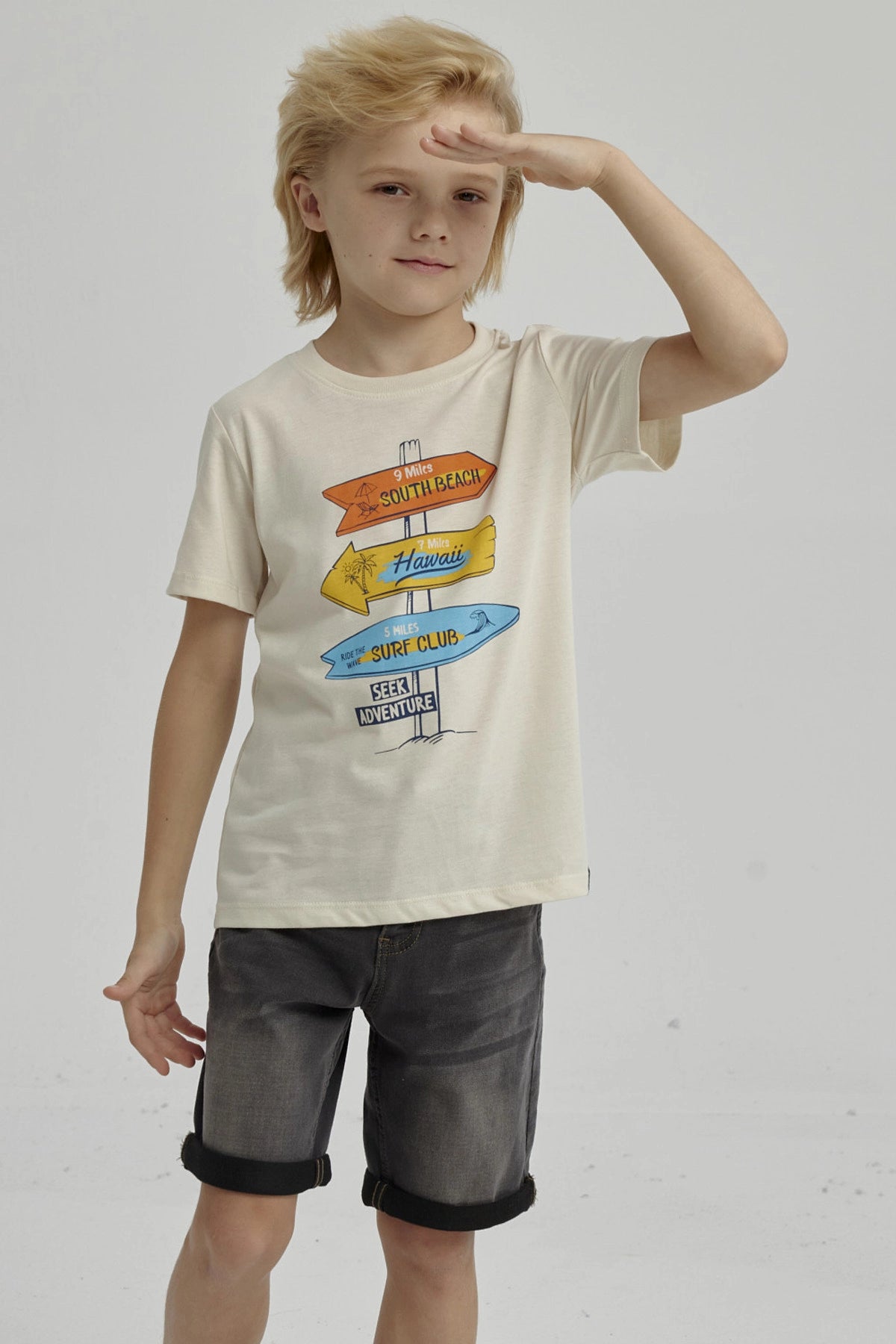 Polera Niño Básica Estampada Crudo