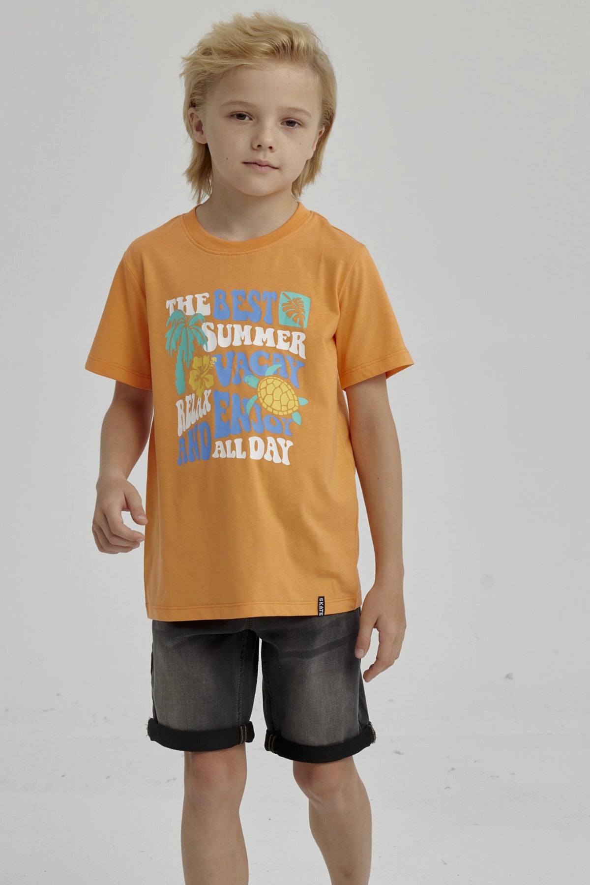 Polera Niño Básica Estampada Naranjo