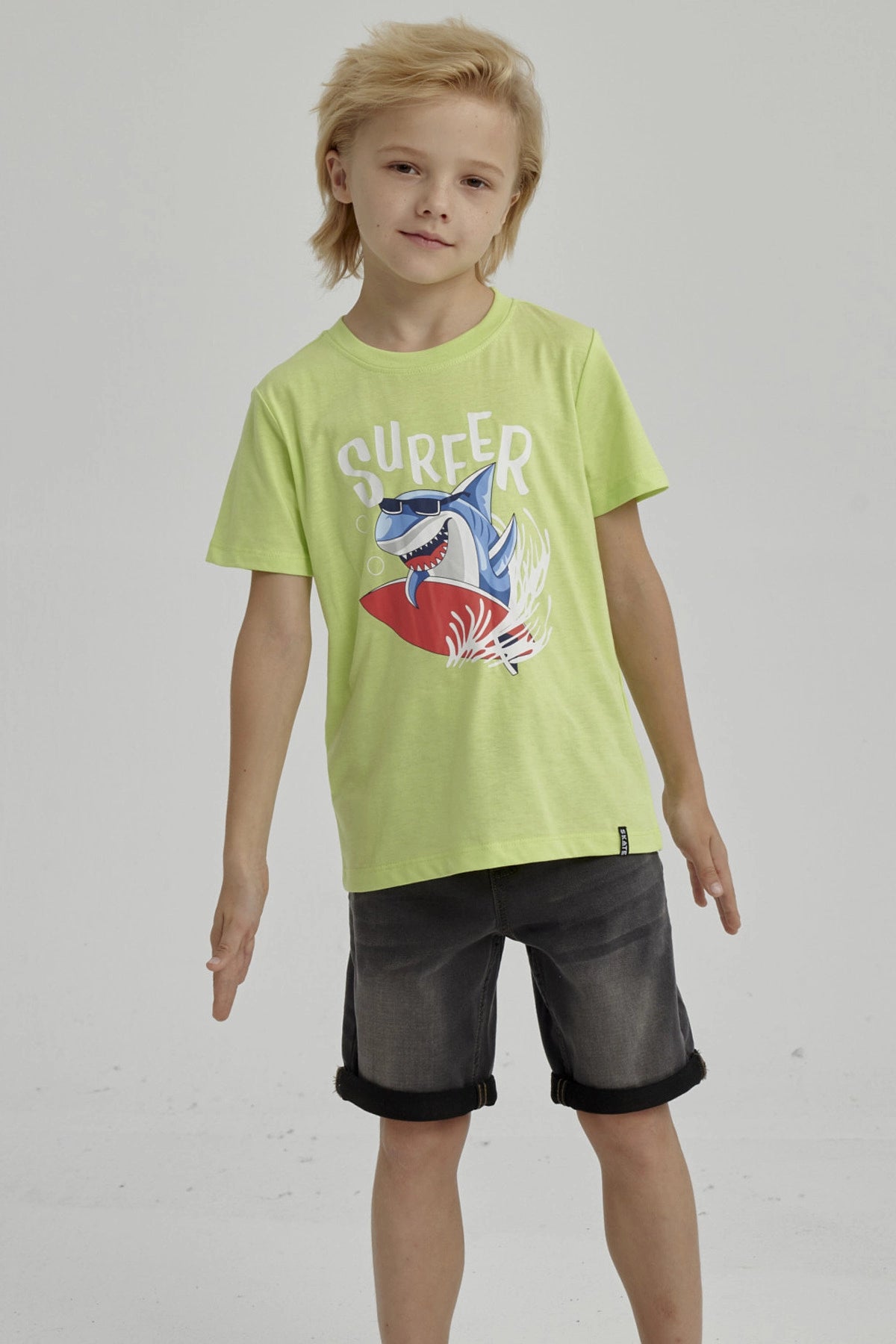 Polera Niño Básica Estampada Verde