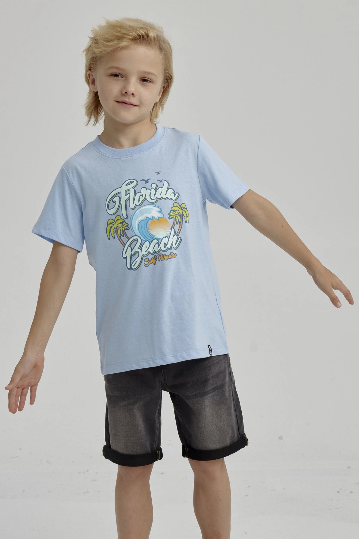 Polera Niño Básica Estampada Celeste