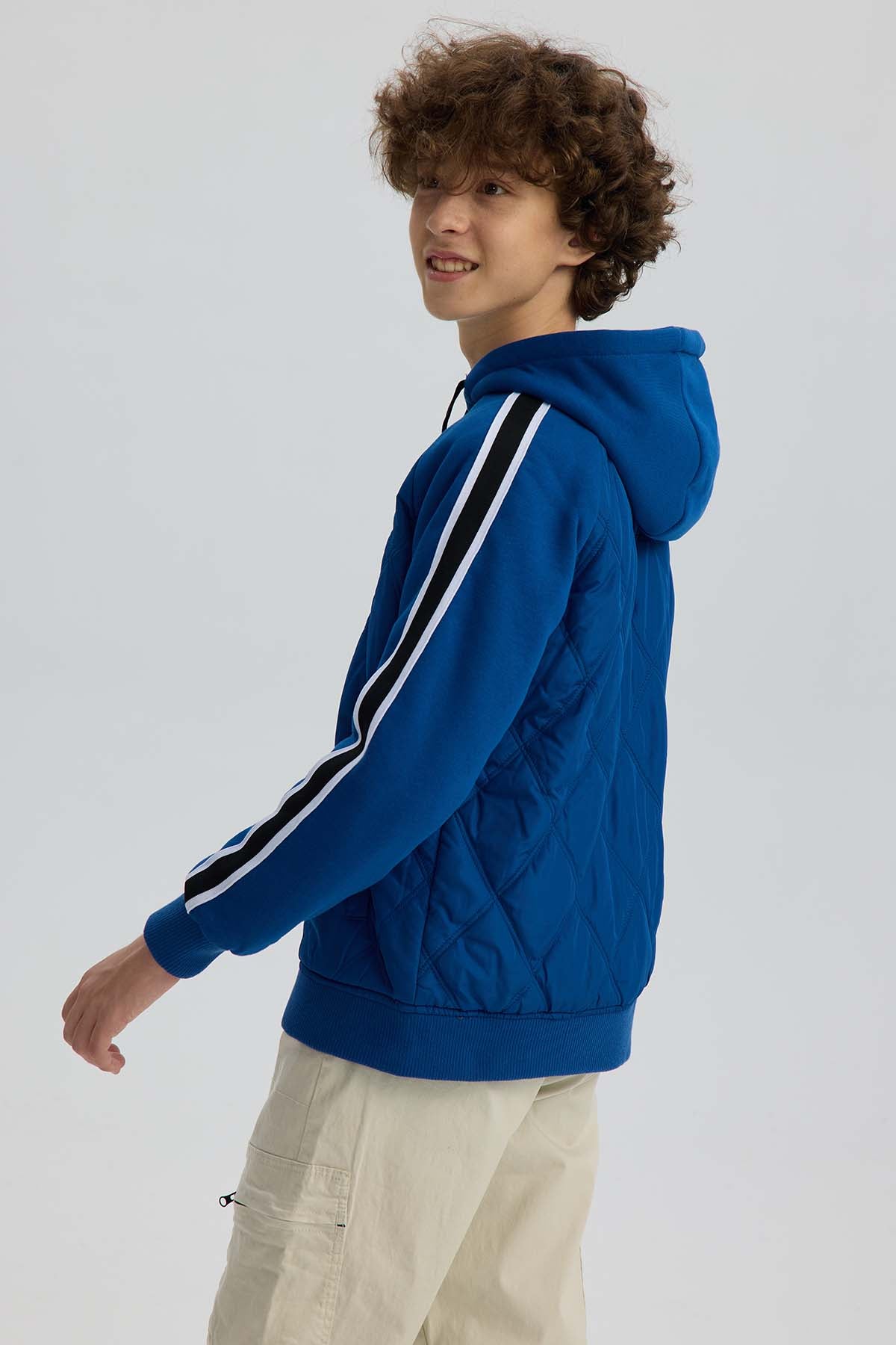 Chaqueta bomber azul para niño