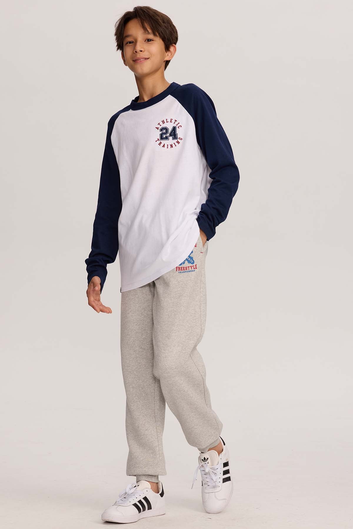 Pantalón buzo niño jogger gris melange