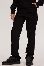 Pantalón negro niño básico gabardina liso