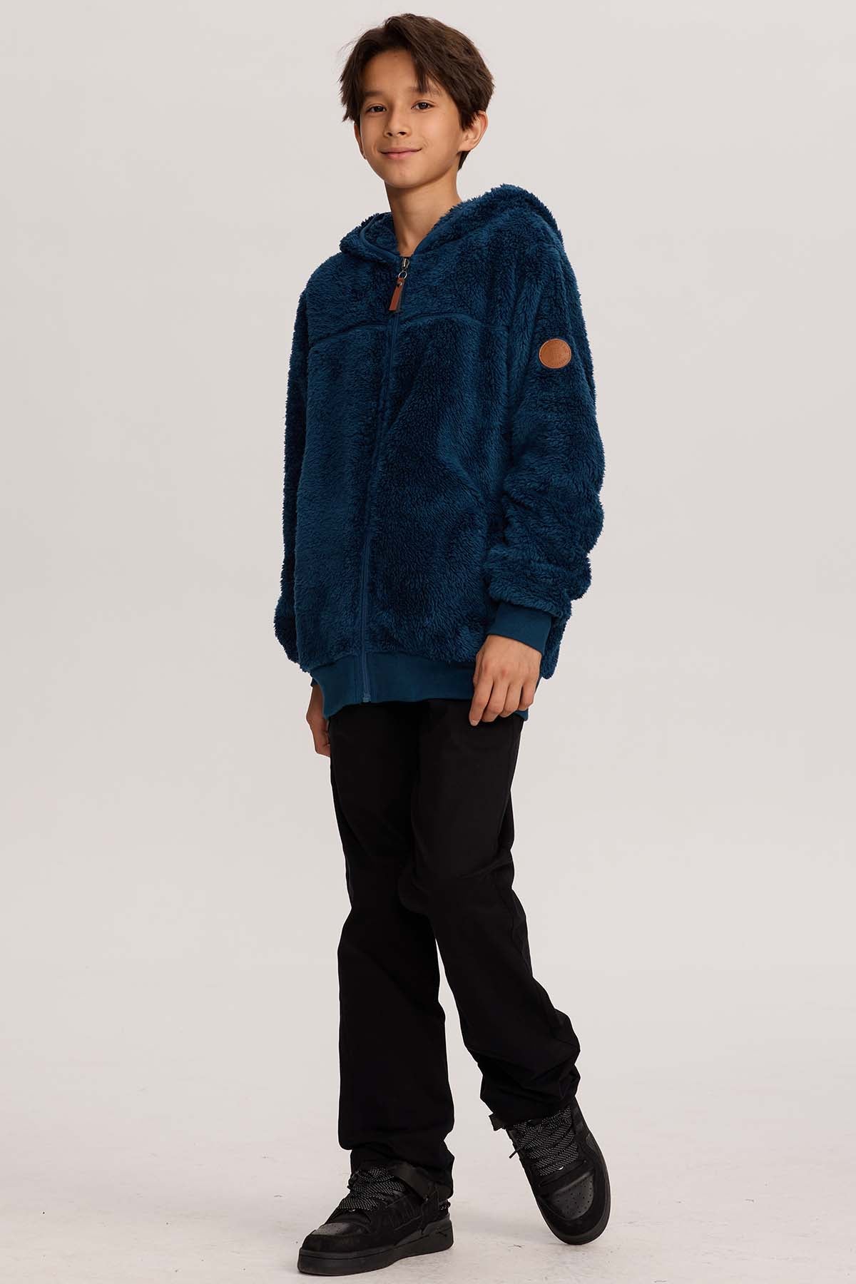 Pantalón negro niño básico gabardina liso