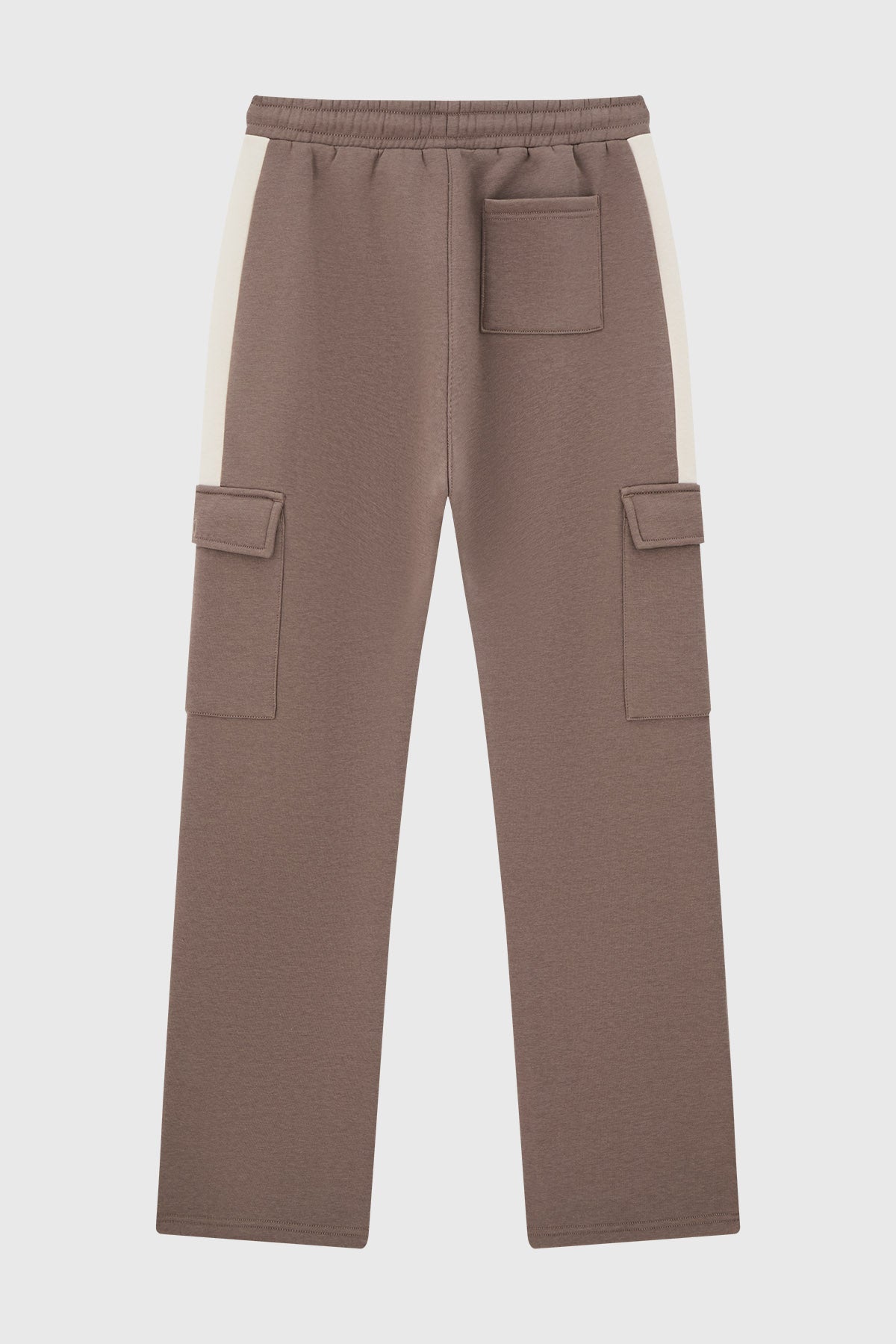 Pantalón Buzo Niño Calce Recto Con Cortes Café