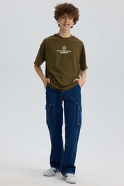 Polera Niño Oversize Print Verde Militar
