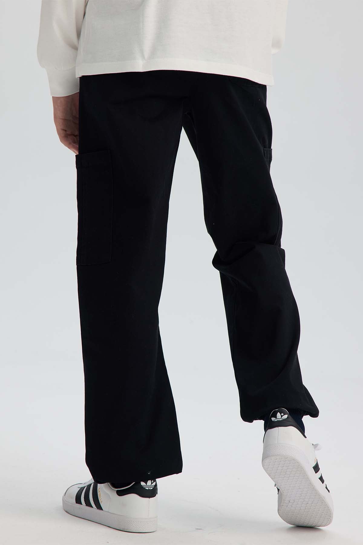 Pantalón Niño Jogger Cargo Negro