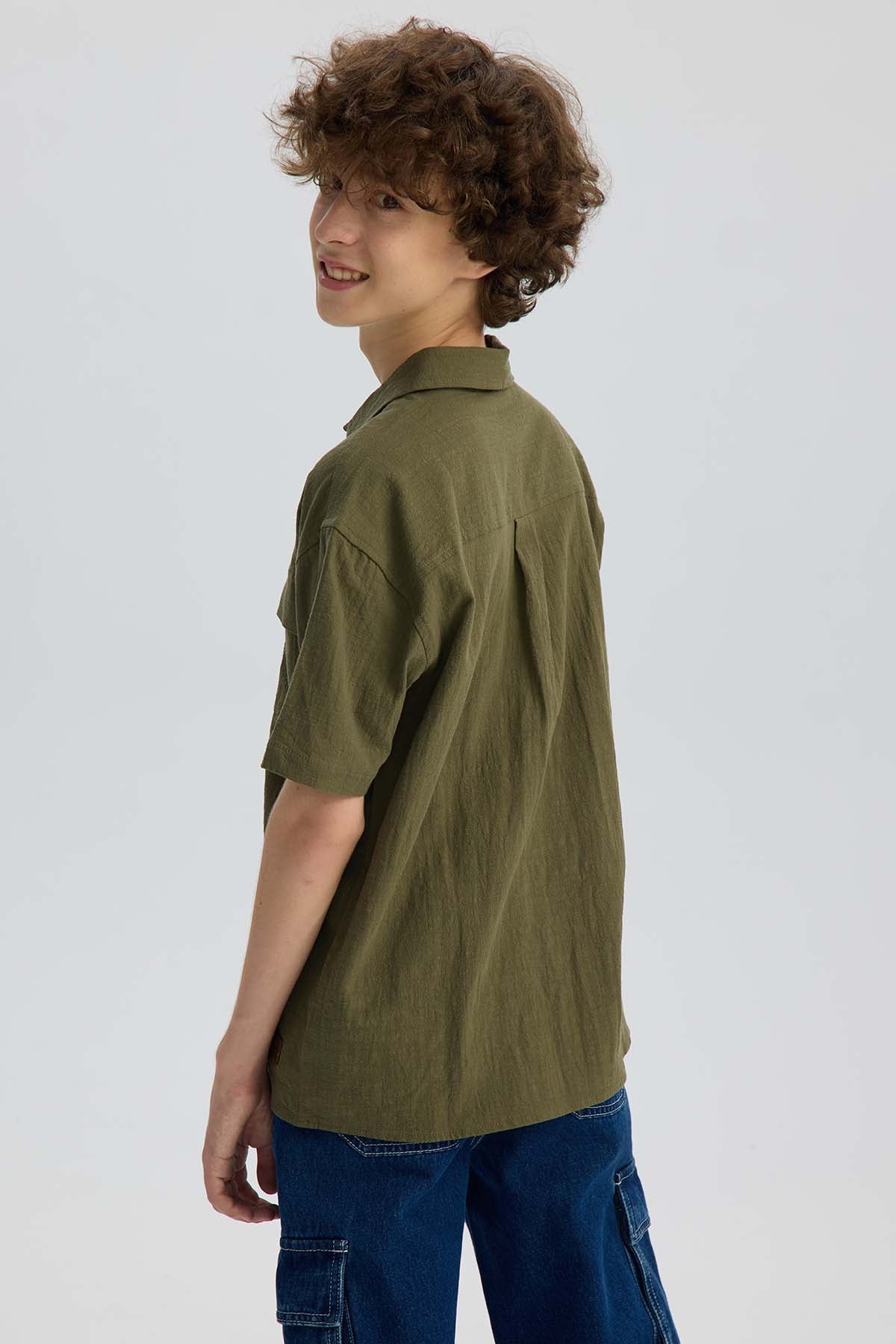 Camisa Niño Con Bolsillo Verde Militar