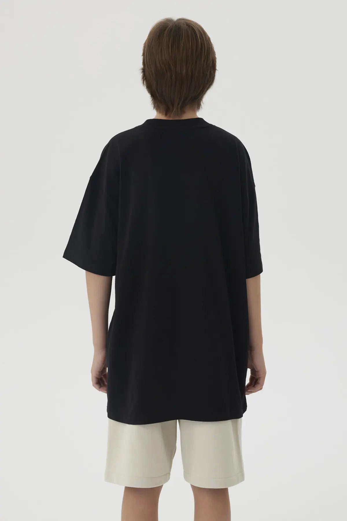 Polera Niño Con Bolsillo Negro