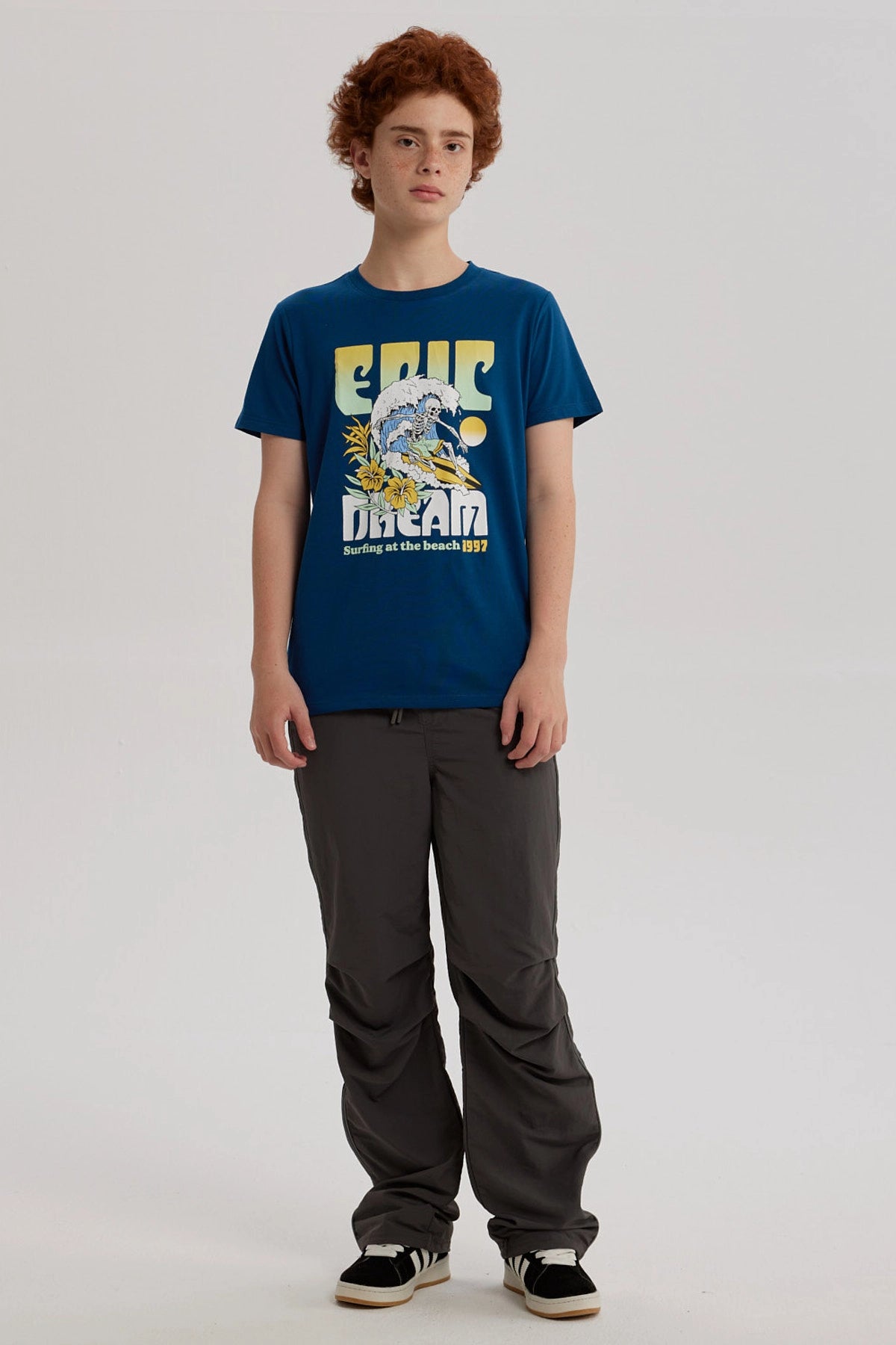 Polera Niño Básica Estampada Azul Petroleo