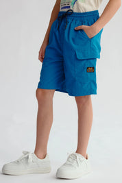 Bermuda Niño Cargo Azul Petroleo con bolsillos y ajuste elástico