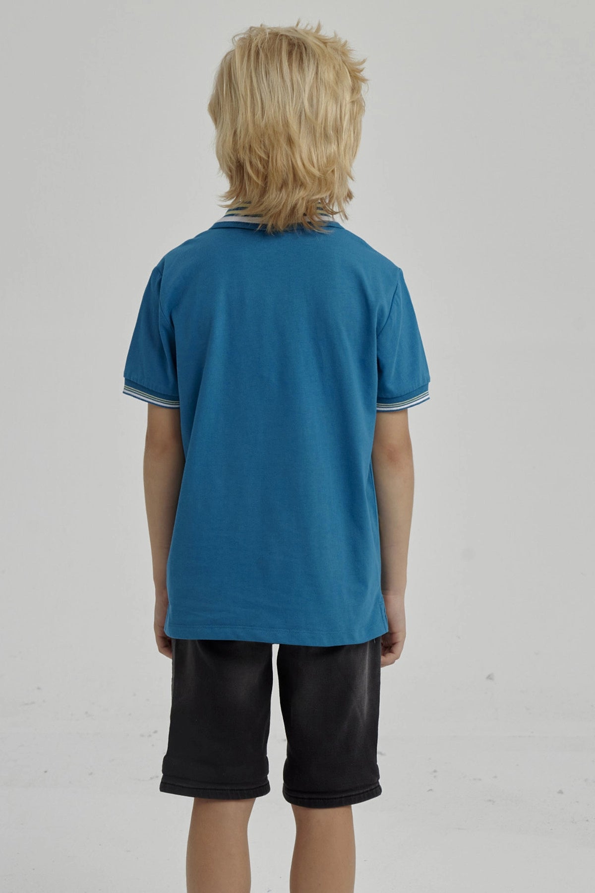 Polera Niño Piqué Con Parche Azul Petroleo