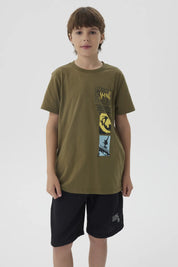 Polera Niño Print Posicional Verde Militar