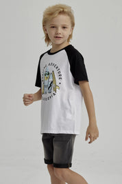 Polera Niño Raglan Print Negro