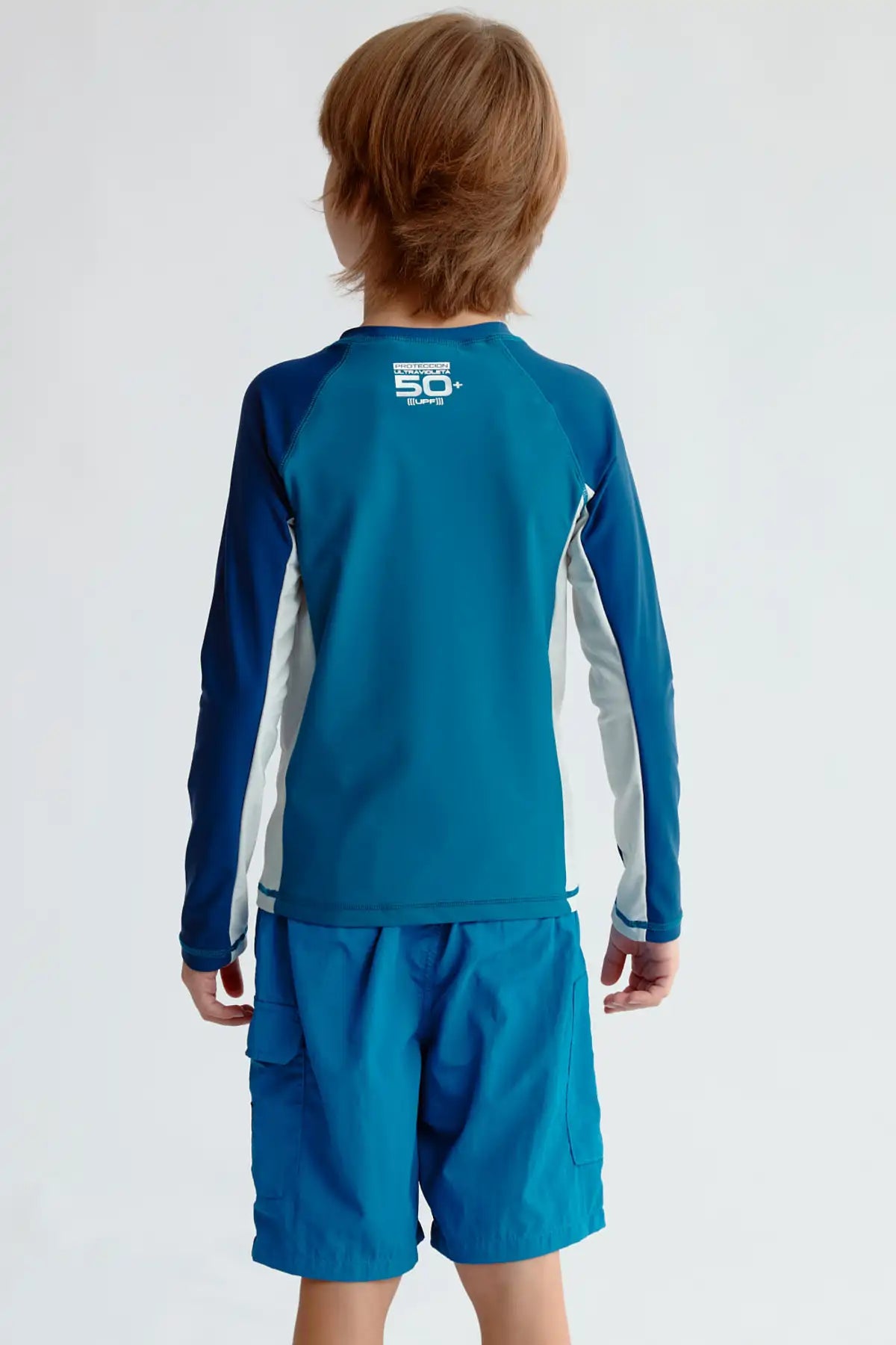 Traje de baño niño verde oscuro con filtro UV diseño Street Riders en camiseta manga larga