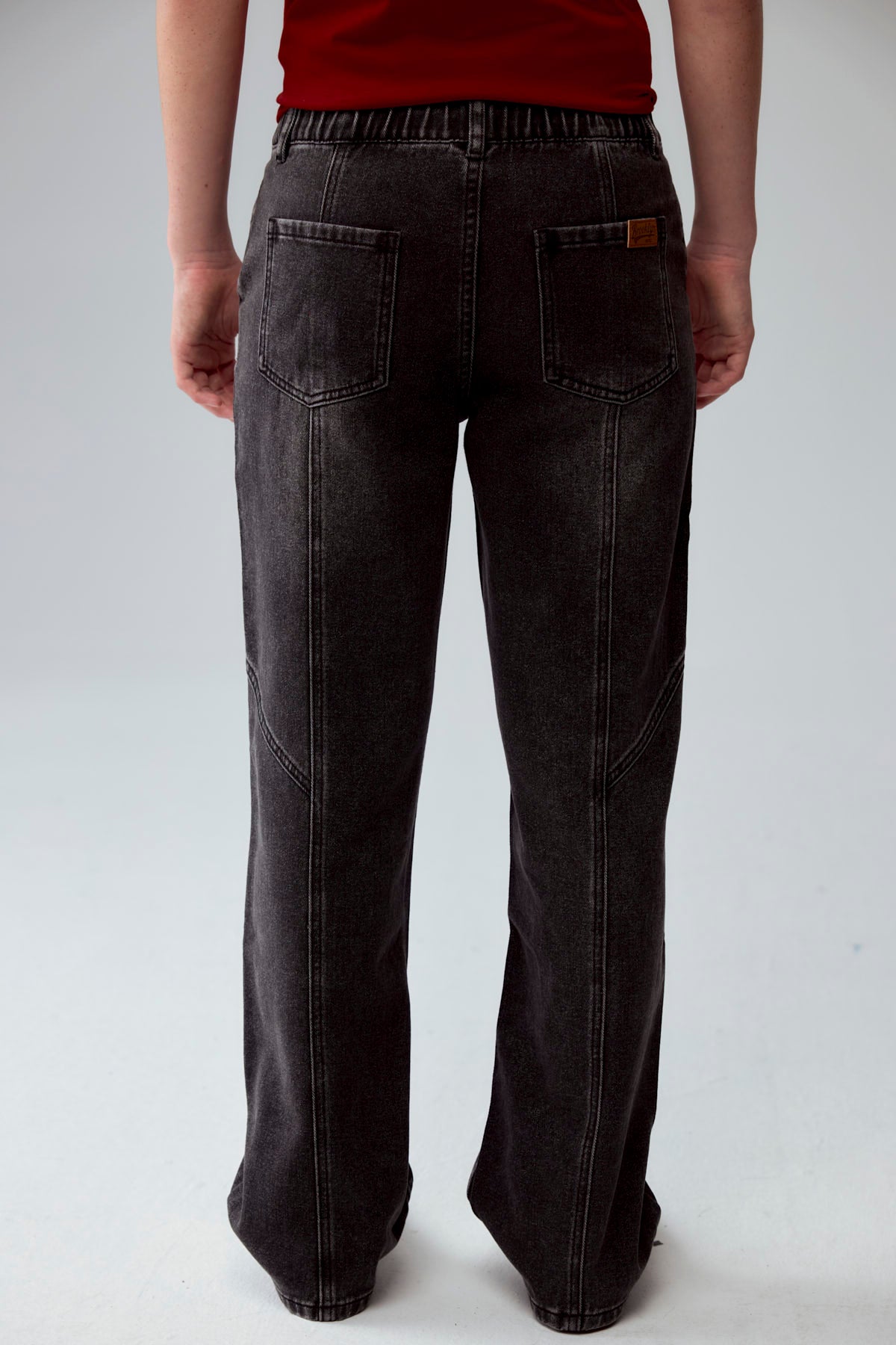 Jeans Niño Calce Recto Cortes Gris