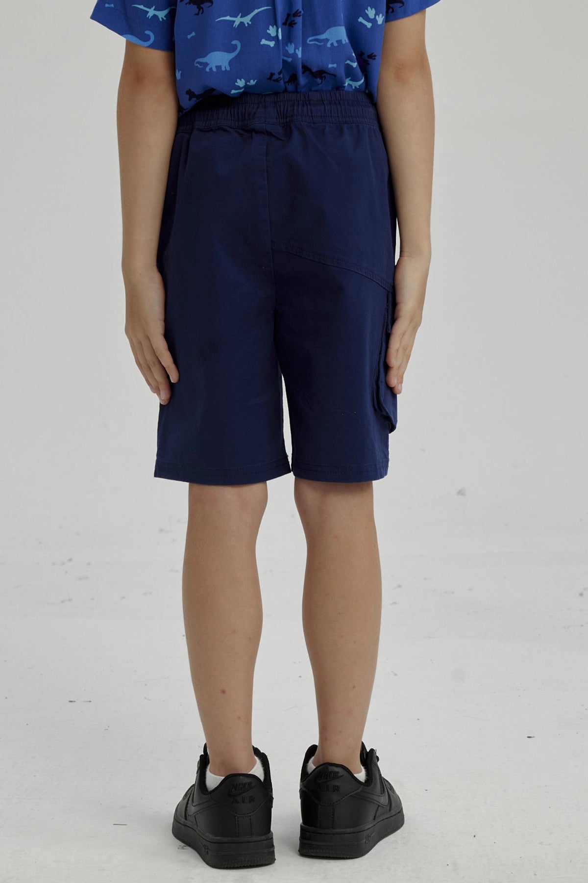 Bermuda Niño Bolsillo Parche Azul Oscuro