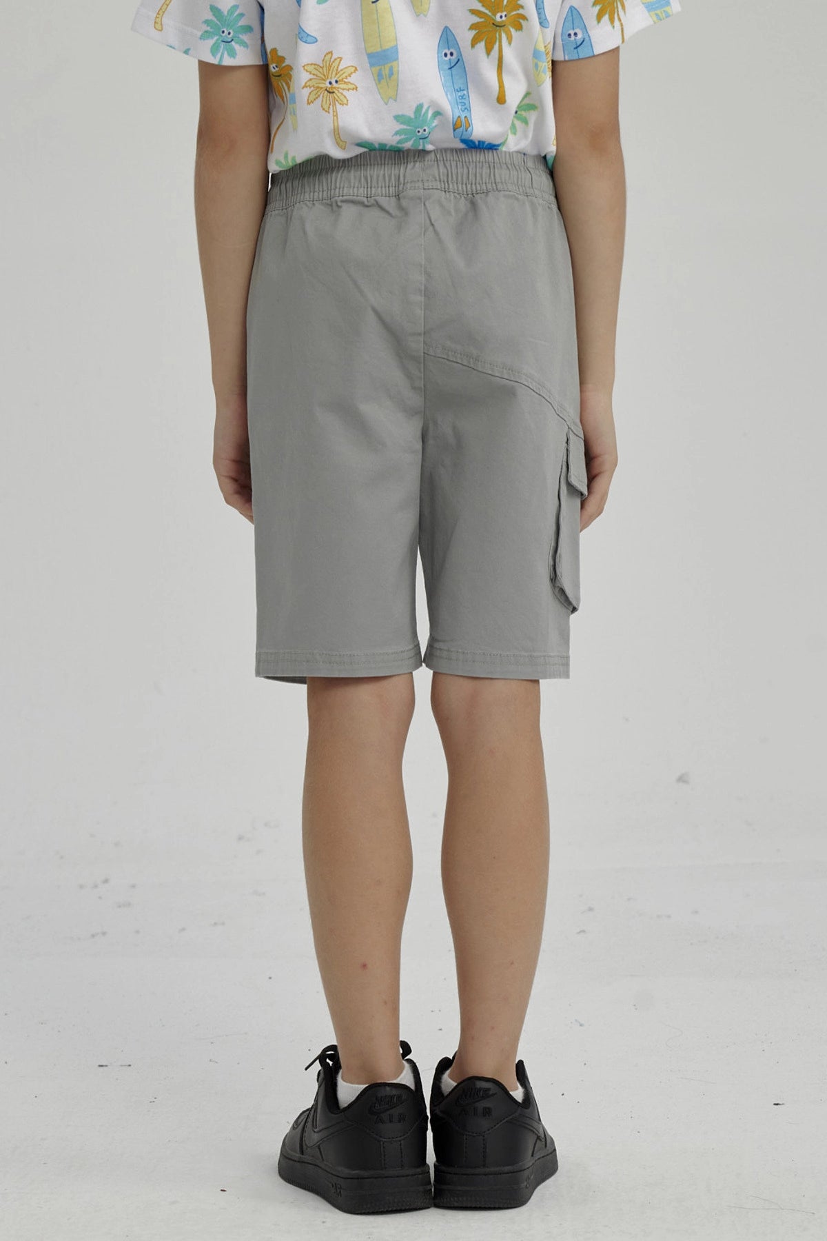 Bermuda Niño Bolsillo Parche Gris