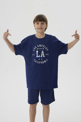 Polera Niño College Print 3D Azul Oscuro