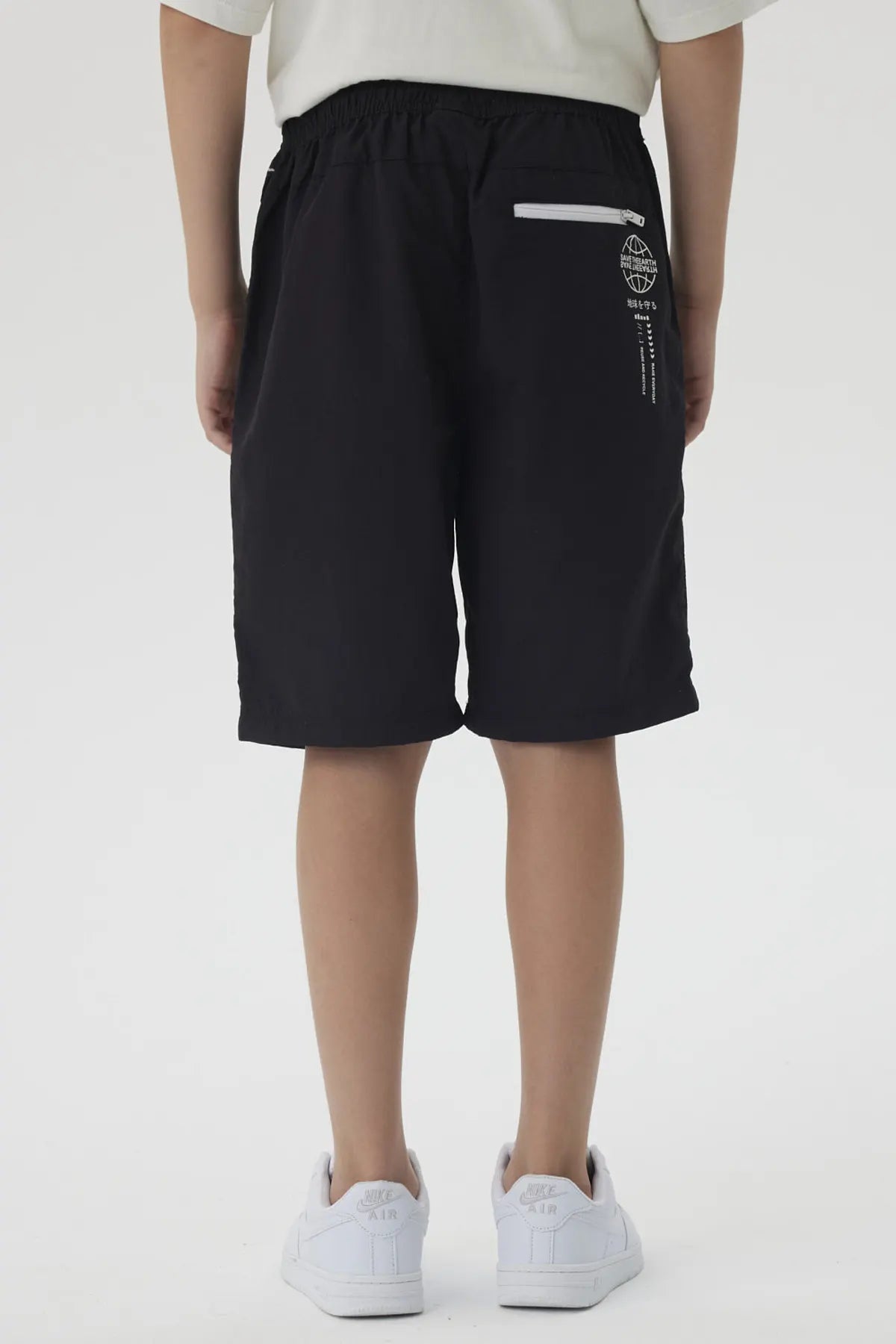 Bermuda Niño Con Cierre Negro