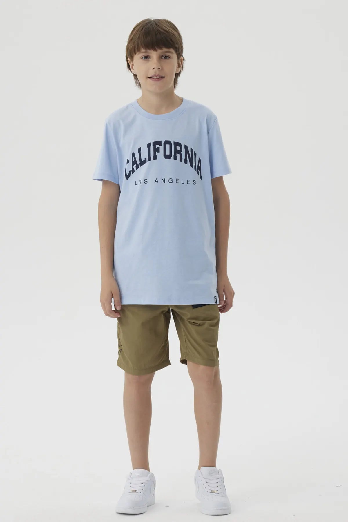 Bermuda Niño Con Cierre Verde Militar