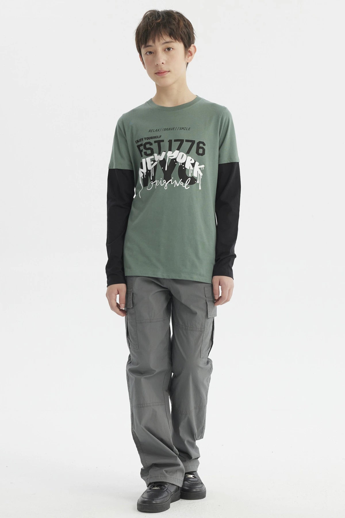 Polera Niño Básica Print Verde Oscuro