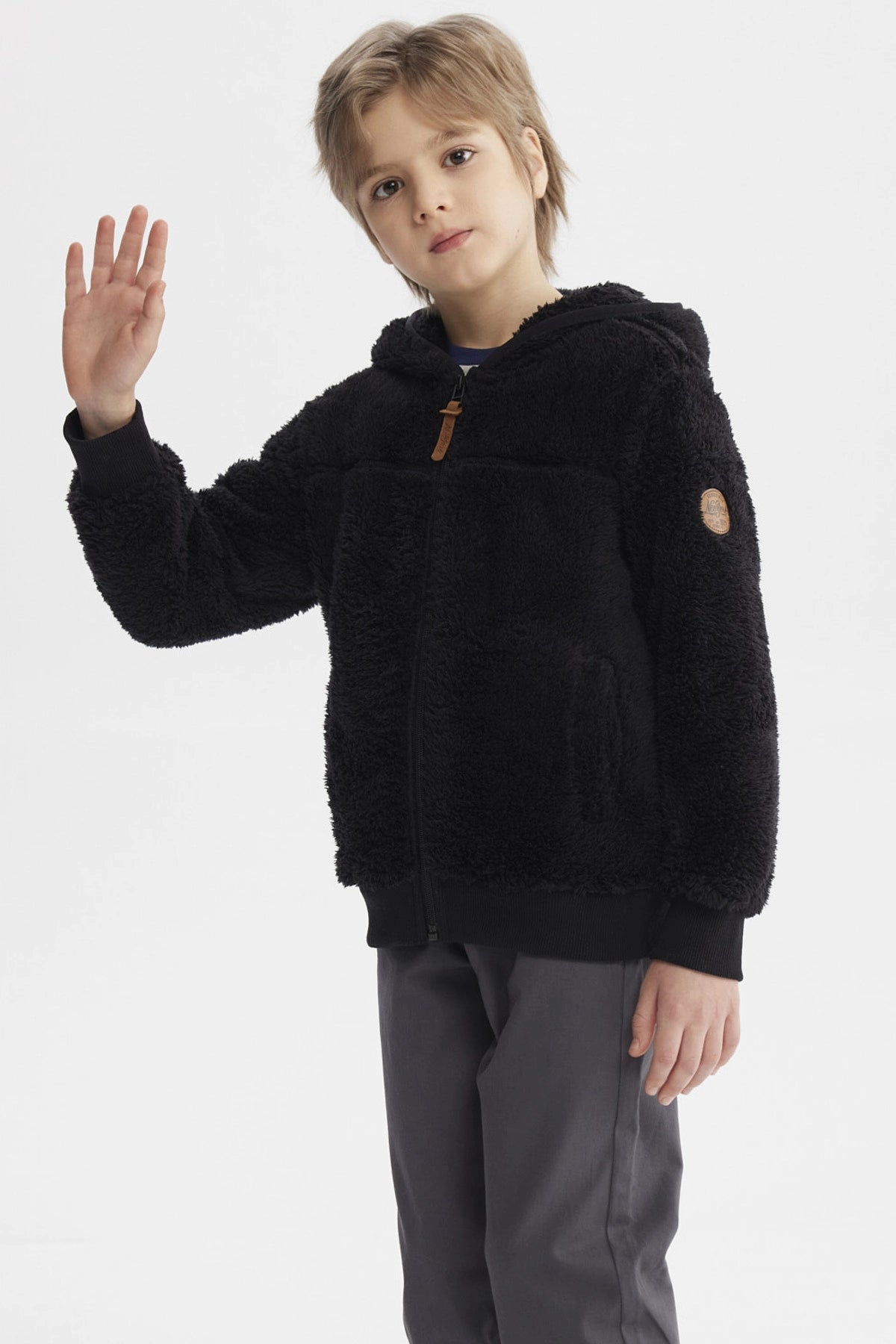 Polar negro para niño con capucha tejido peludo y cierre frontal diseño liso cómodo para el invierno