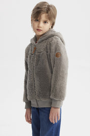 Polar gris para niño con textura peluda cierre frontal y capucha ideal para días fríos diseño liso y moderno