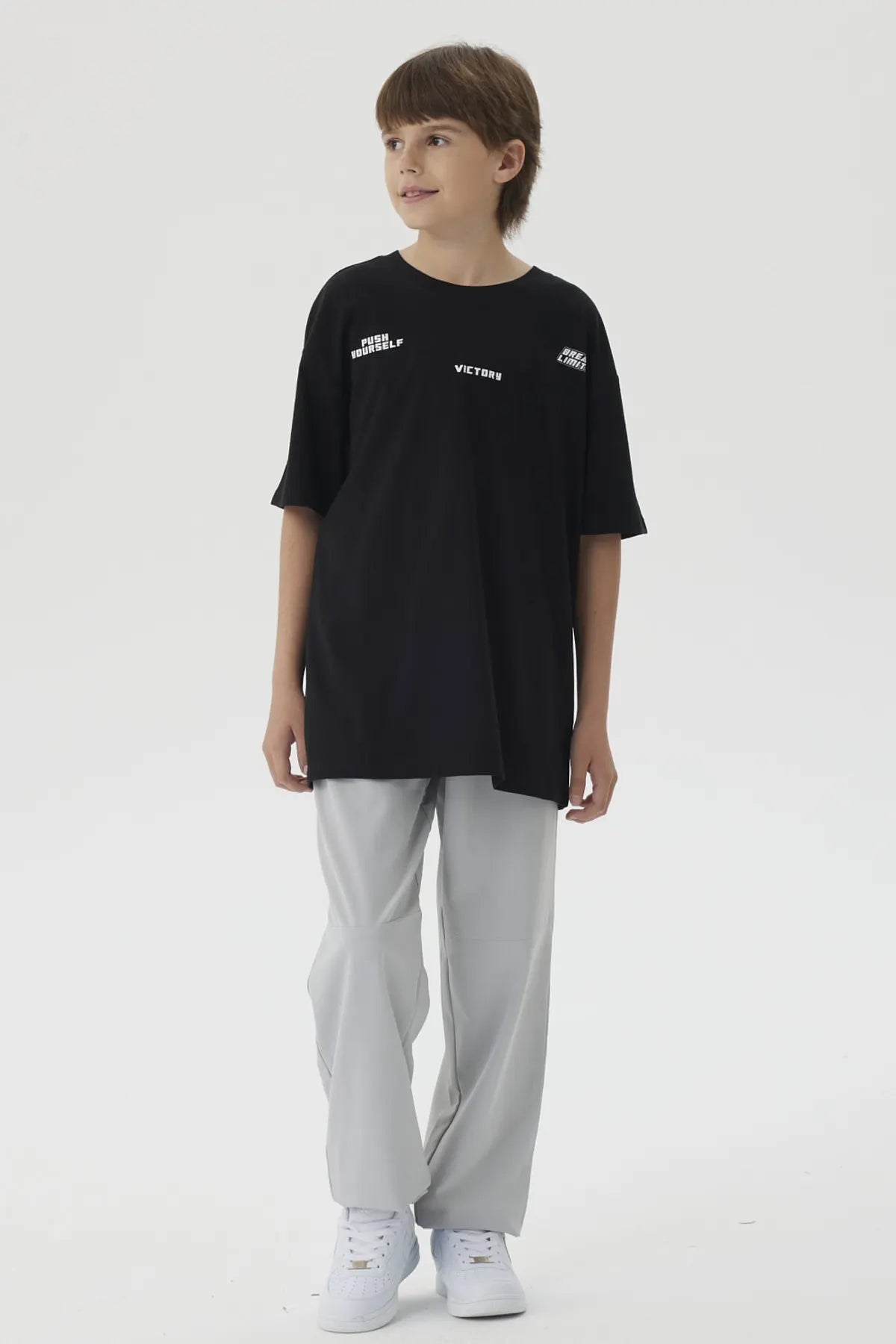 Polera Niño Costura Frontal Negro