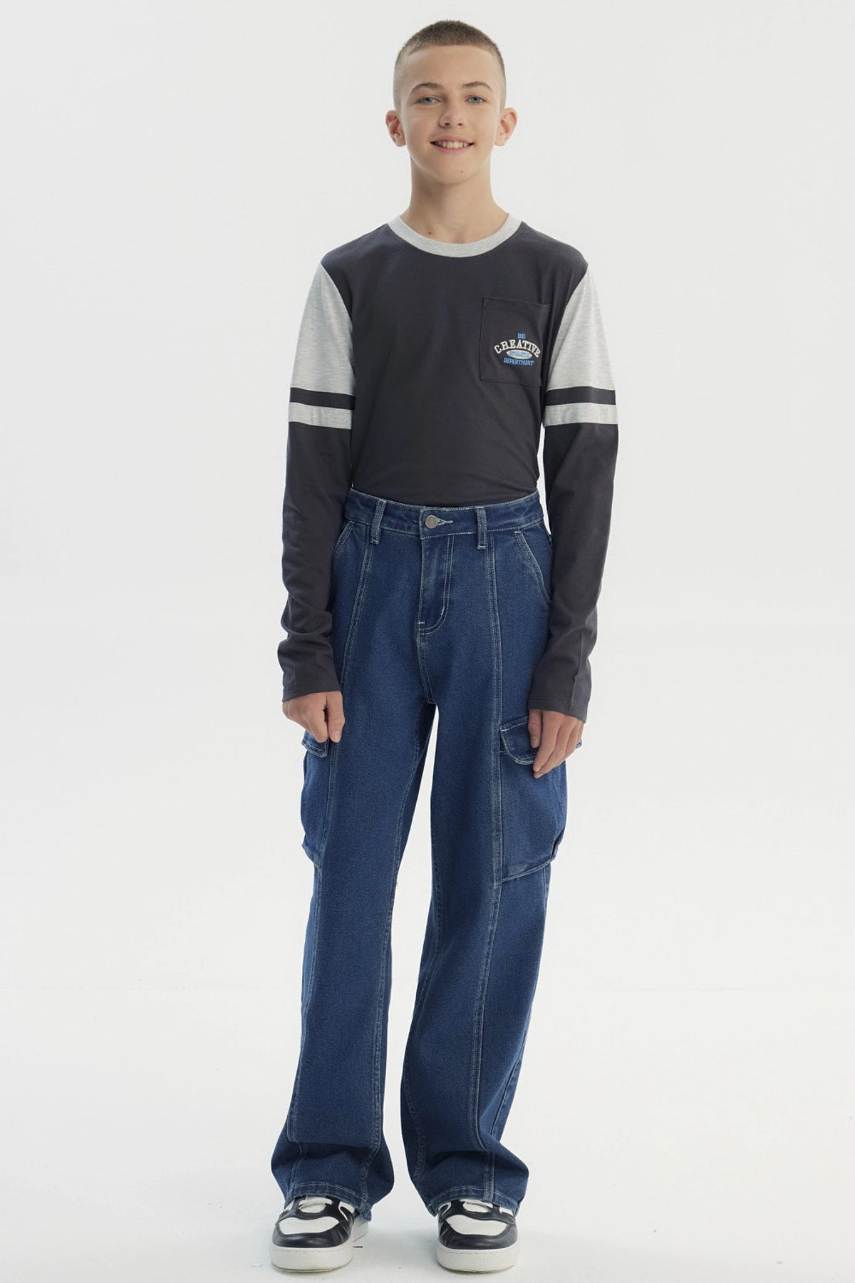 Jeans Niño Calce Recto Azul Oscuro