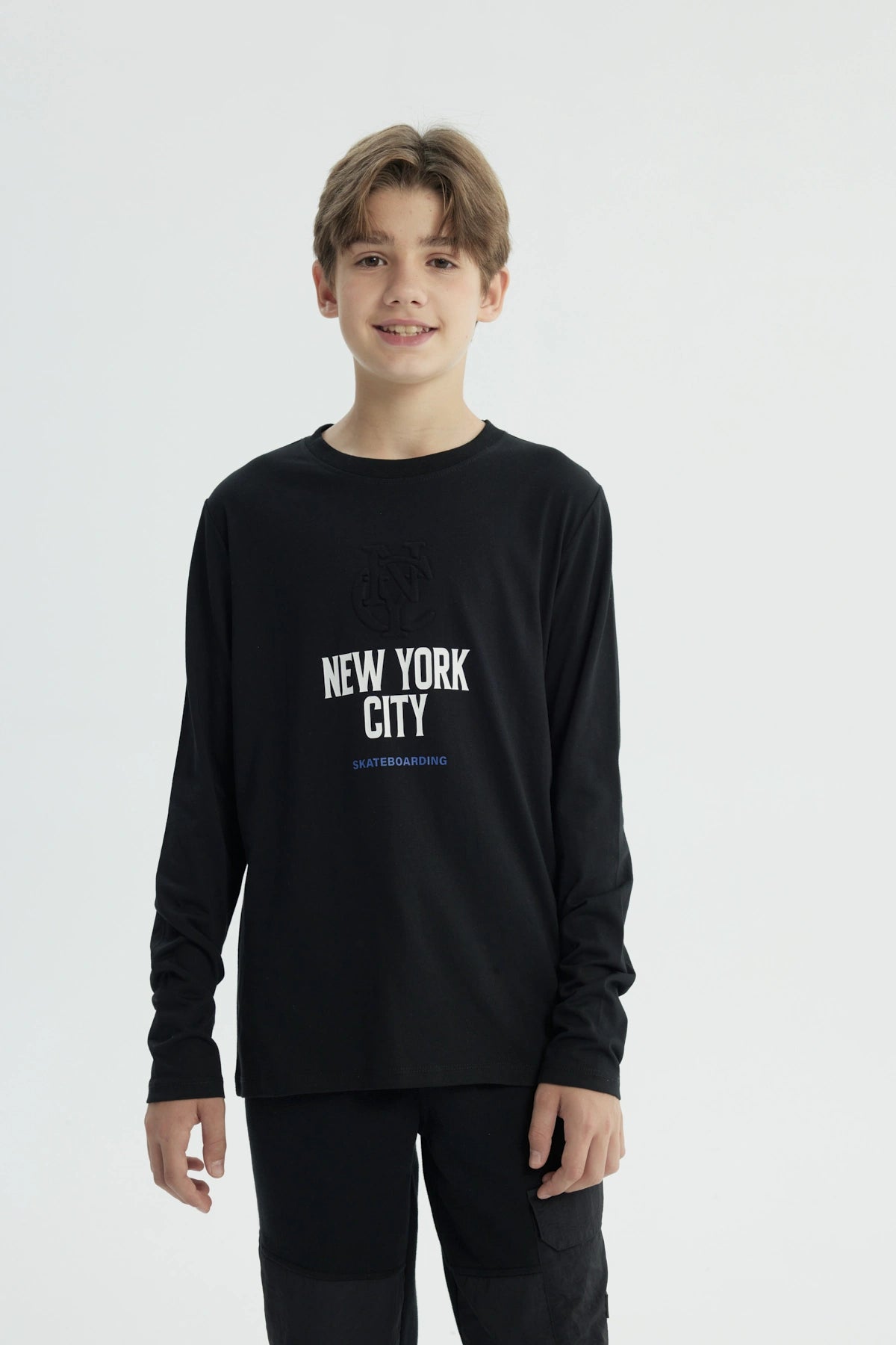 Polera Niño Regular Negro
