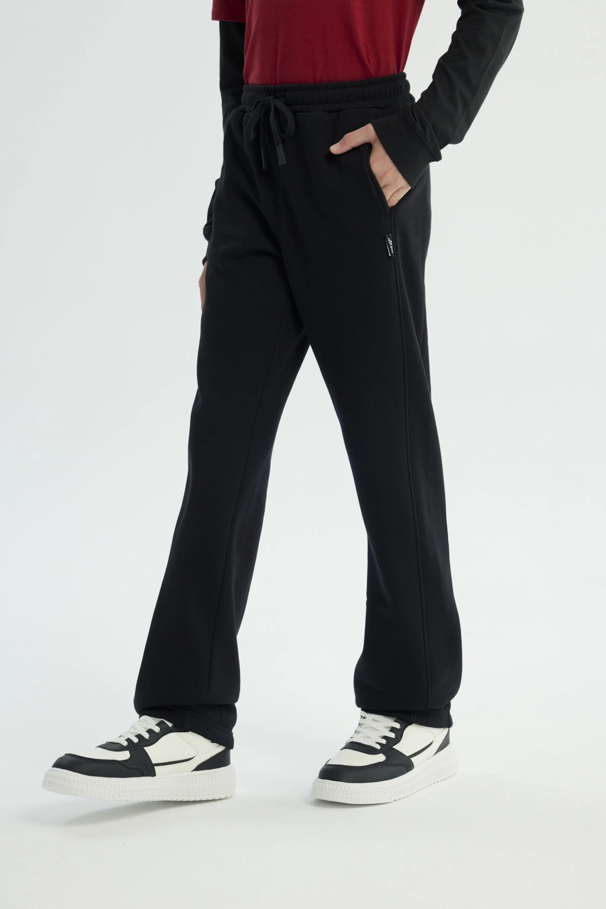 Pantalón Buzo Niño Pitillo Negro